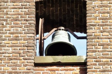 Twaalf naoorlogse monumenten