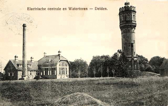 Elektrische centrale en watertoren in Delden.